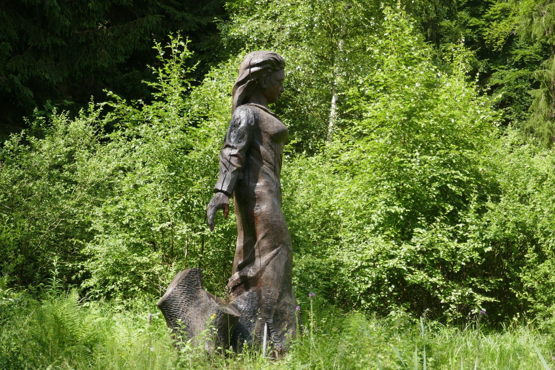 40+ Frau Holle Teich Harz, Die göttin der fruchtbarkeit, der