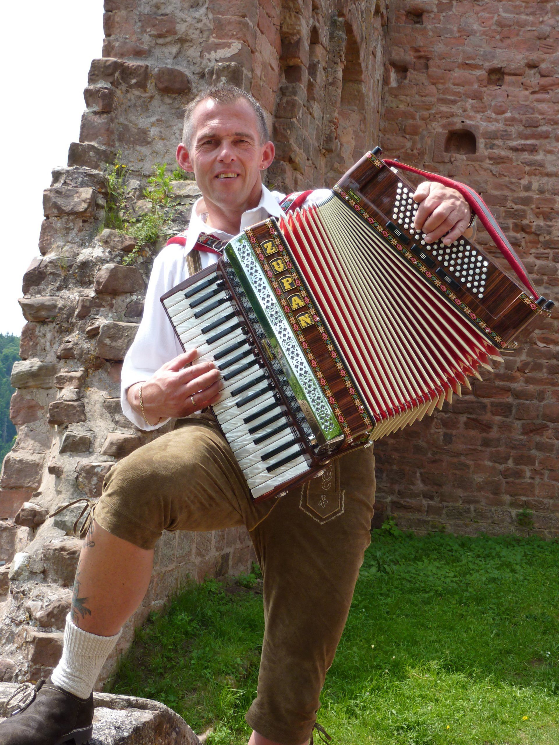 Frank - Moonlight Entertainments