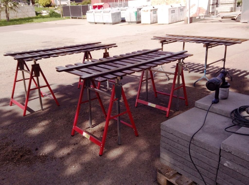 Handwerkliche Dienstleistungen Krall
Montage von einem Gartenzaun
www.geruest-saarland.de
