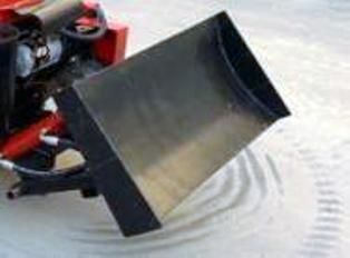 Gerüst- und Baumaschinenverleih Krall
Ferngesteuerter Weinbautraktor Ucarry UR254 25HP- Diesel
www.geruest-saarland.de