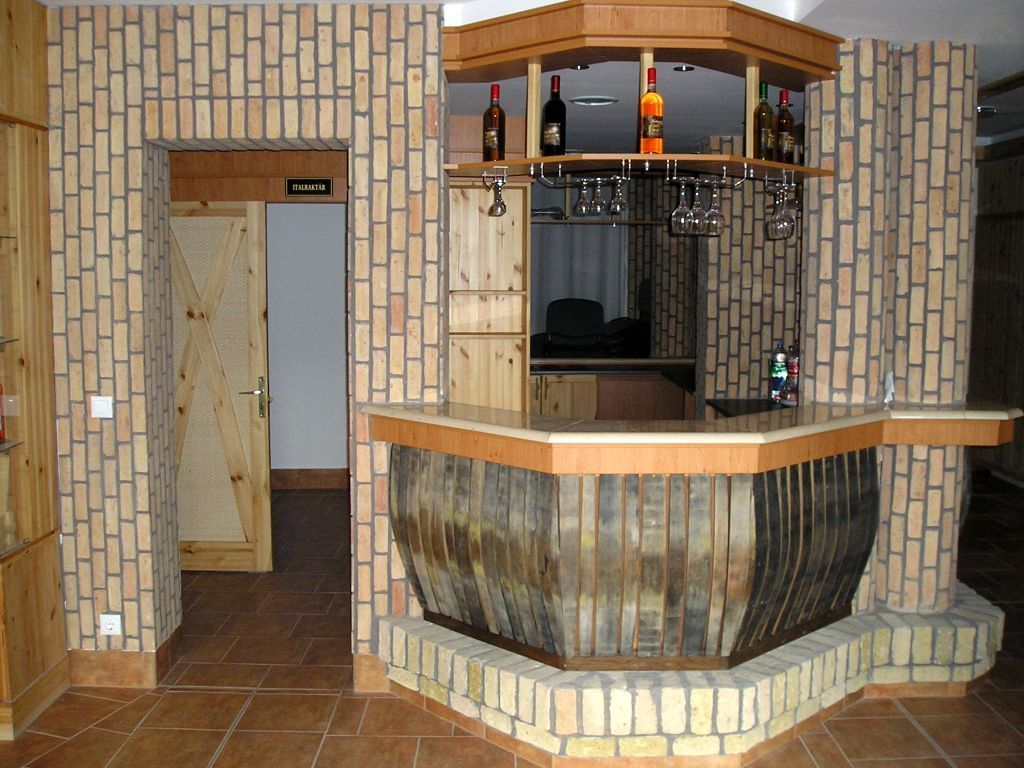 Gerüst- und Baumaschinenverleih Krall
Backstein Klinker Riemchen
www.geruest-saarland.de
www.baumaschinen-shop-saarland.de