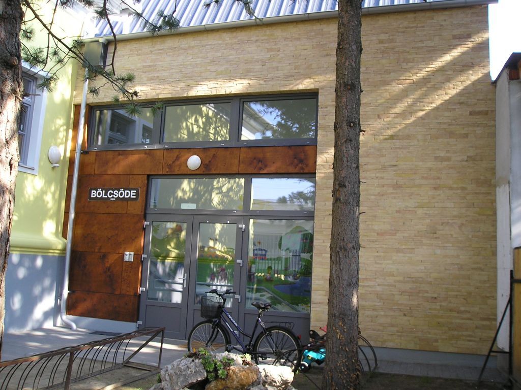 Gerüst- und Baumaschinenverleih Krall
Backstein Klinker Riemchen
www.geruest-saarland.de
www.baumaschinen-shop-saarland.de