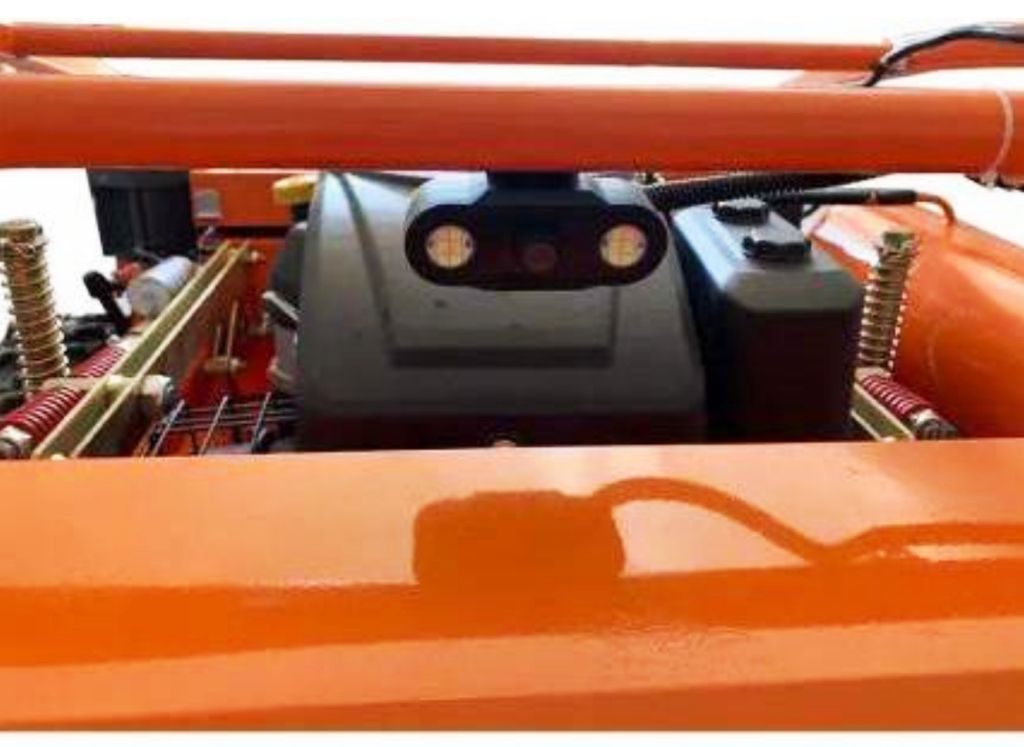 Gerüst- und Baumaschinenverleih Krall
Ferngesteuerte Mähraupe Ucarry UR800 22HP- Benzin
www.geruest-saarland.de