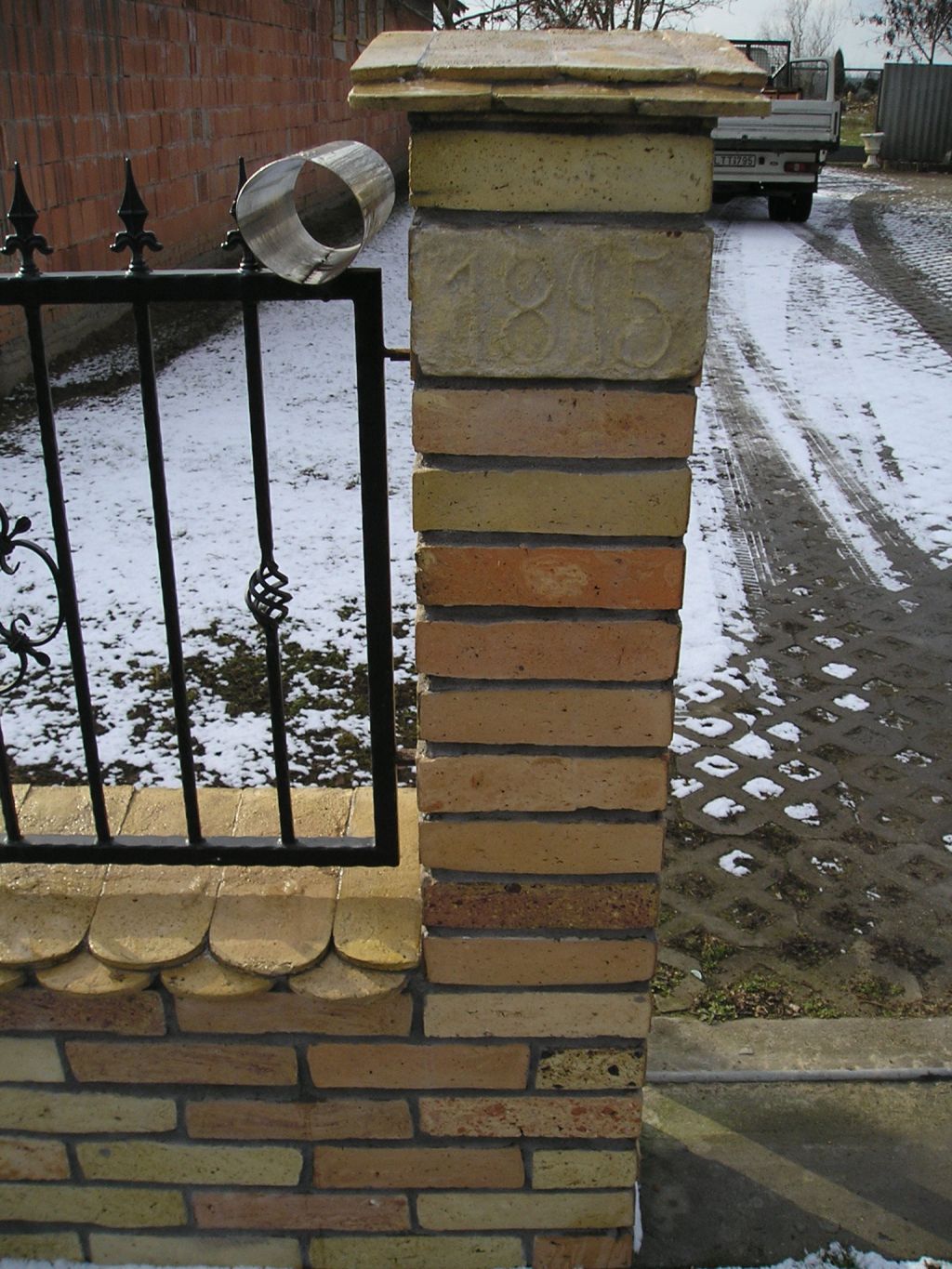 Gerüst- und Baumaschinenverleih Krall
Backstein Klinker Riemchen
www.geruest-saarland.de
www.baumaschinen-shop-saarland.de