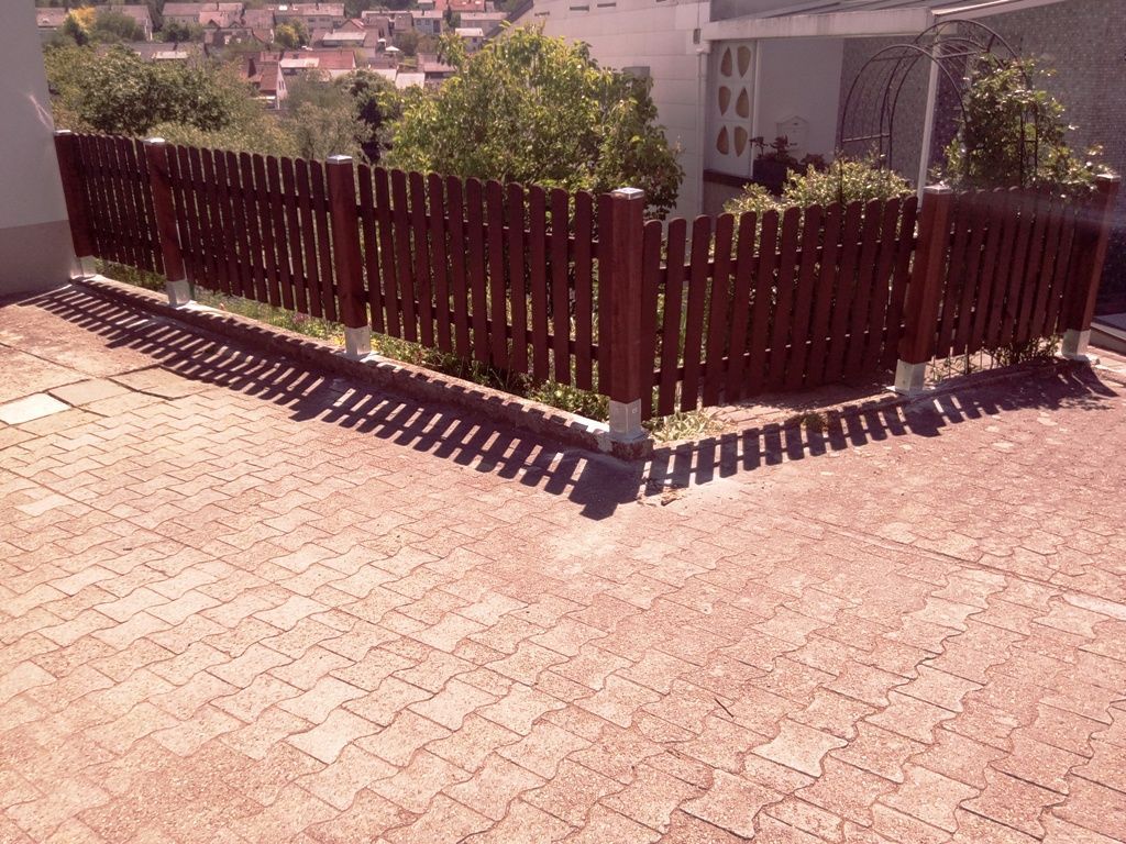 Handwerkliche Dienstleistungen Krall
Montage von einem Gartenzaun
www.geruest-saarland.de