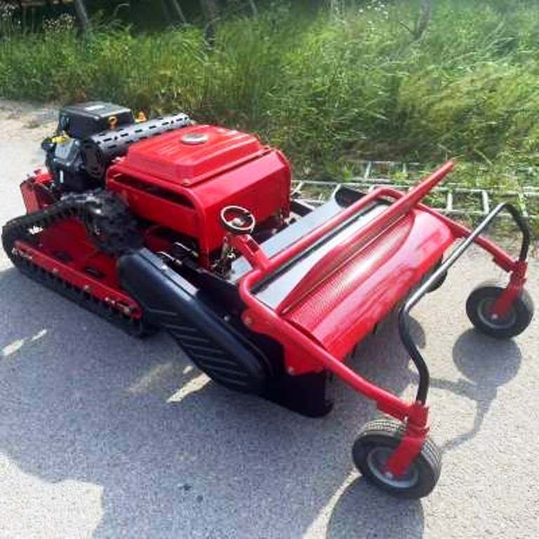 Gerüst- und Baumaschinenverleih Krall
Ferngesteuerter Schlegelmulcher Ucarry UR800F 22HP- Benzin
www.geruest-saarland.de