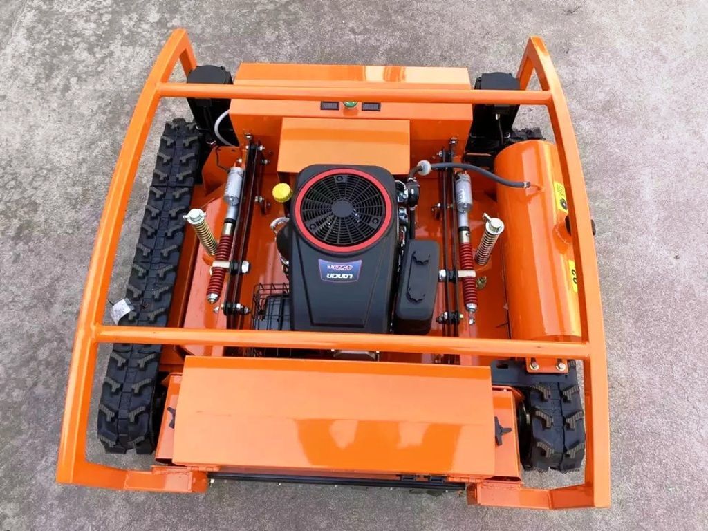 Gerüst- und Baumaschinenverleih Krall
Ferngesteuerte Mähraupe Ucarry UR800 22HP- Benzin
www.geruest-saarland.de