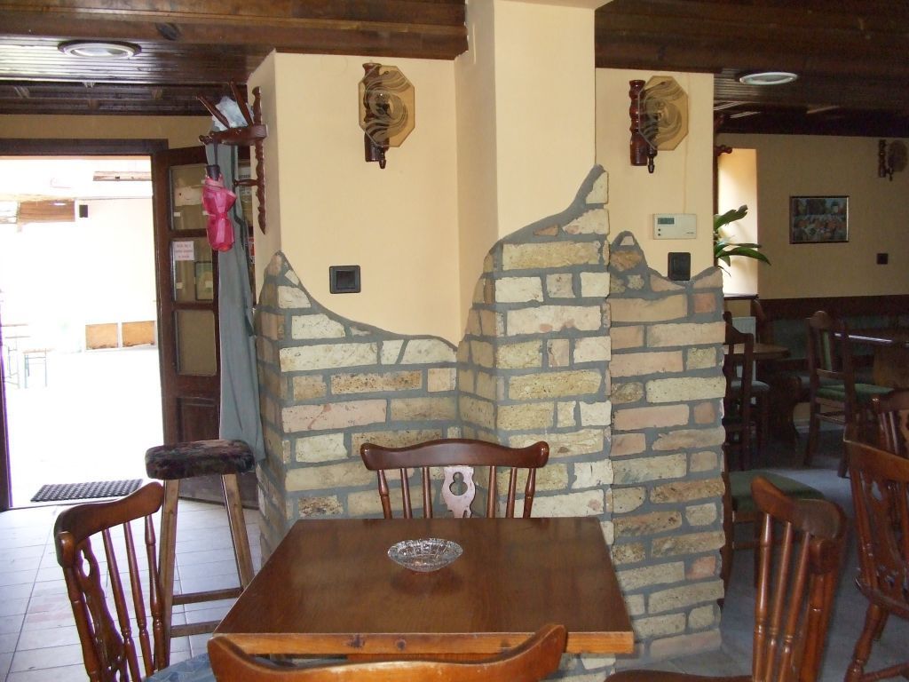 Gerüst- und Baumaschinenverleih Krall
Backstein Klinker Riemchen
www.geruest-saarland.de
www.baumaschinen-shop-saarland.de