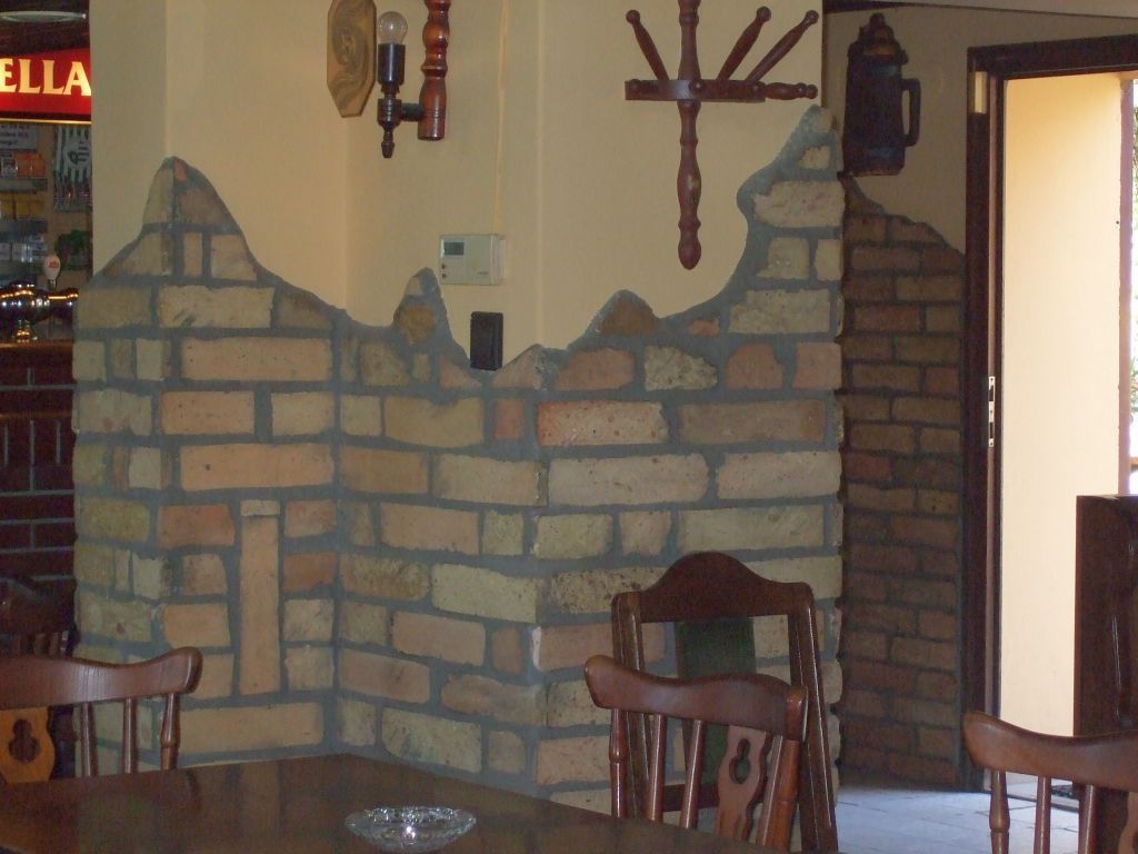 Gerüst- und Baumaschinenverleih Krall
Backstein Klinker Riemchen
www.geruest-saarland.de
www.baumaschinen-shop-saarland.de