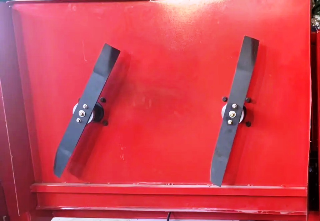 Gerüst- und Baumaschinenverleih Krall
Ferngesteuerte Mähraupe Ucarry UR1080 20HP- Benzin
www.geruest-saarland.de