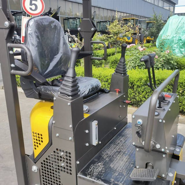 Gerüst- und Baumaschinenverleih Krall
Minibagger Ucarry UR10 10HP- Diesel
www.geruest-saarland.de