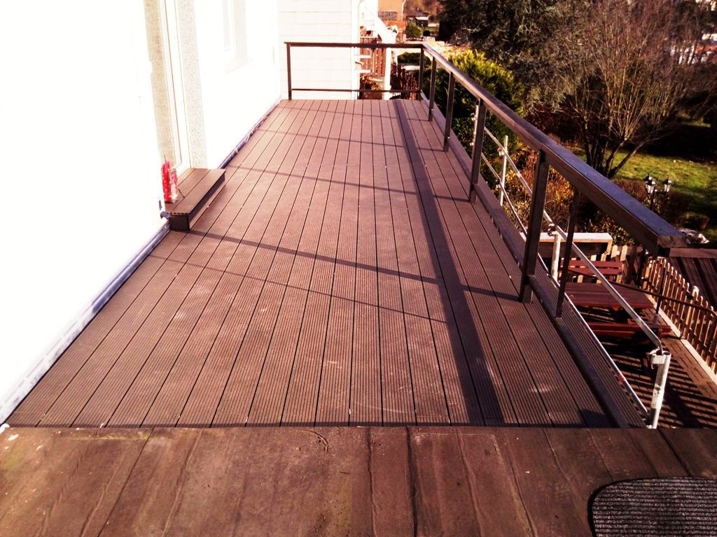 Handwerkliche Dienstleistungen Krall
Balkonbelag aus WPC Dielen
www.geruest-saarland.de
