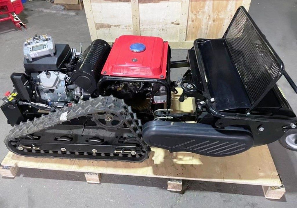 Gerüst- und Baumaschinenverleih Krall
Ferngesteuerter Schlegelmulcher Ucarry UR800F 22HP- Benzin
www.geruest-saarland.de