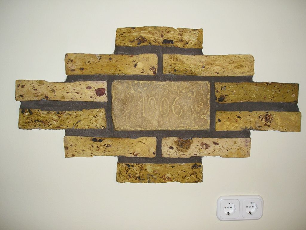 Gerüst- und Baumaschinenverleih Krall
Backstein Klinker Riemchen
www.geruest-saarland.de
www.baumaschinen-shop-saarland.de