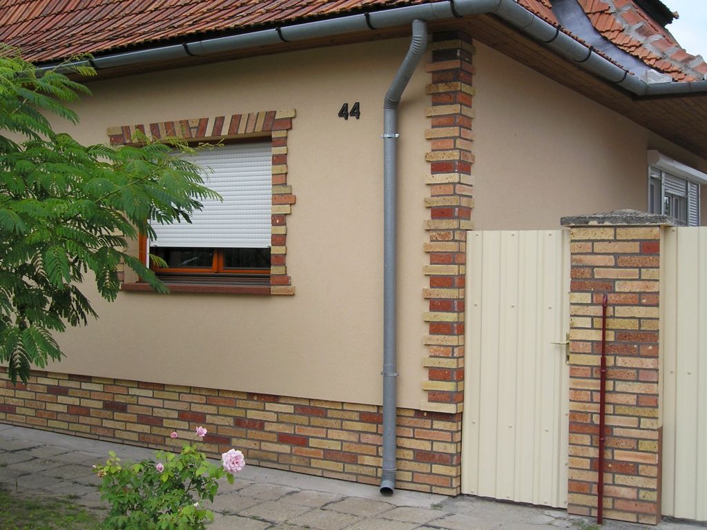 Gerüst- und Baumaschinenverleih Krall
Backstein Klinker Riemchen
www.geruest-saarland.de
www.baumaschinen-shop-saarland.de