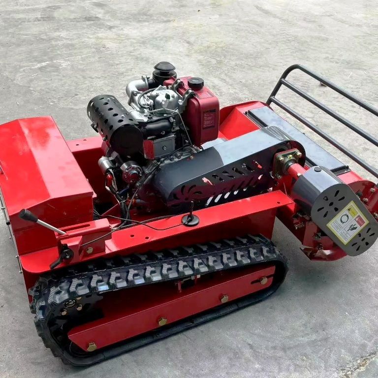 Gerüst- und Baumaschinenverleih Krall
Ferngesteuerter Schlegelmulcher Ucarry UR1200F 15HP- Diesel
www.geruest-saarland.de