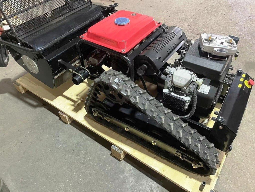 Gerüst- und Baumaschinenverleih Krall
Ferngesteuerter Schlegelmulcher Ucarry UR800F 22HP- Benzin
www.geruest-saarland.de