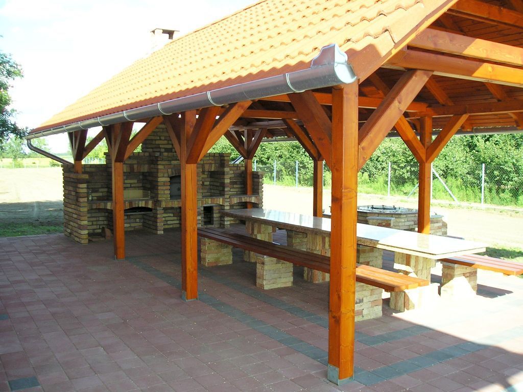 Gerüst- und Baumaschinenverleih Krall
Backstein Klinker Riemchen
www.geruest-saarland.de
www.baumaschinen-shop-saarland.de