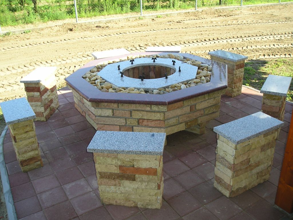 Gerüst- und Baumaschinenverleih Krall
Backstein Klinker Riemchen
www.geruest-saarland.de
www.baumaschinen-shop-saarland.de