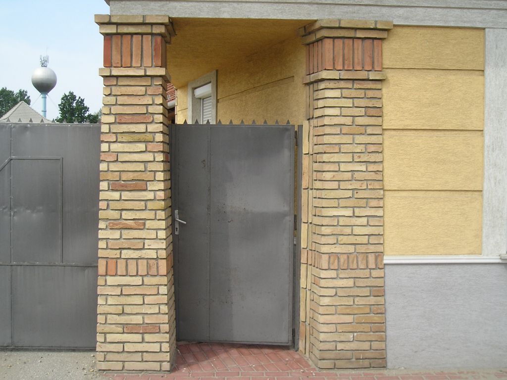 Gerüst- und Baumaschinenverleih Krall
Backstein Klinker Riemchen
www.geruest-saarland.de
www.baumaschinen-shop-saarland.de