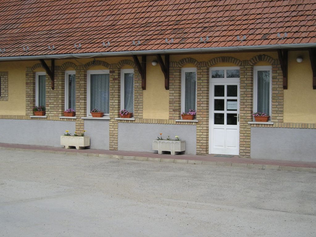 Gerüst- und Baumaschinenverleih Krall
Backstein Klinker Riemchen
www.geruest-saarland.de
www.baumaschinen-shop-saarland.de