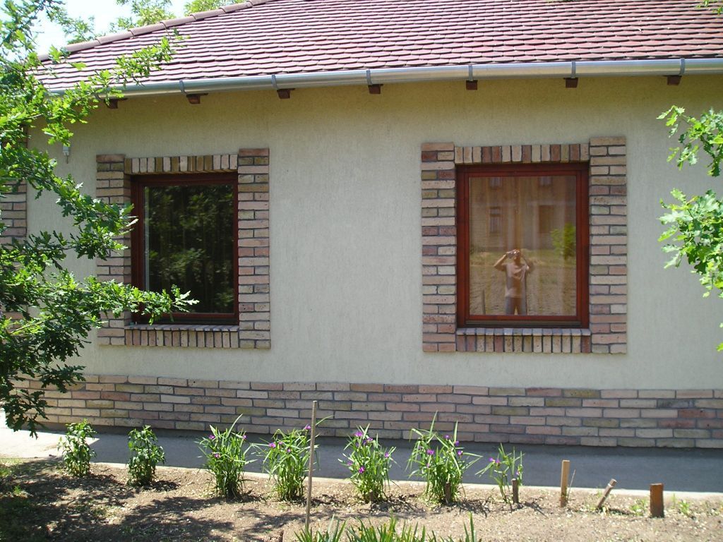 Gerüst- und Baumaschinenverleih Krall
Backstein Klinker Riemchen
www.geruest-saarland.de
www.baumaschinen-shop-saarland.de