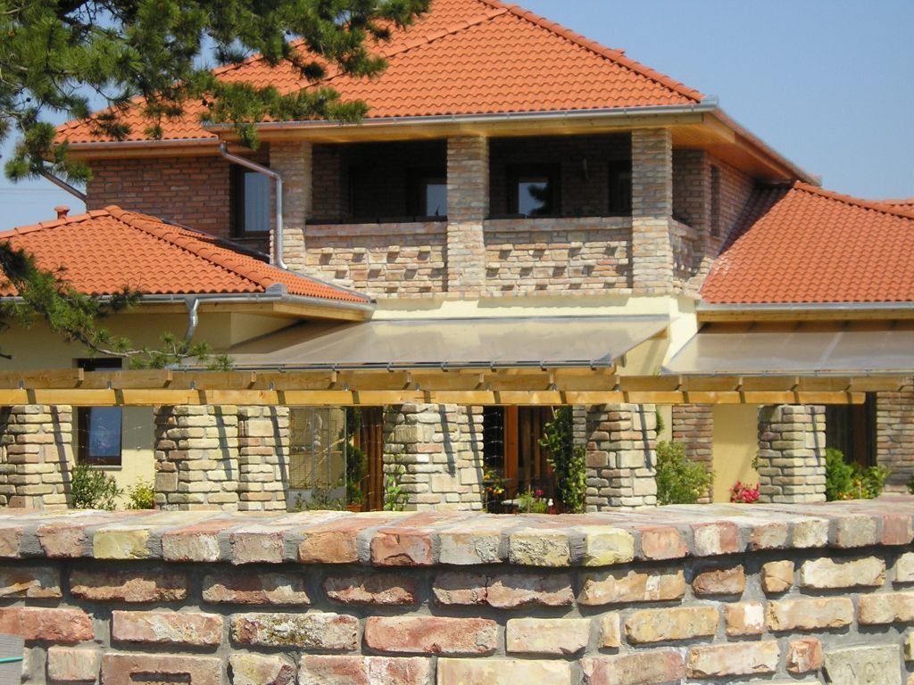 Gerüst- und Baumaschinenverleih Krall
Backstein Klinker Riemchen
www.geruest-saarland.de
www.baumaschinen-shop-saarland.de