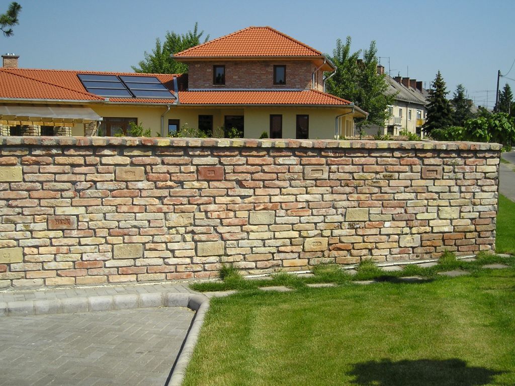 Gerüst- und Baumaschinenverleih Krall
Backstein Klinker Riemchen
www.geruest-saarland.de
www.baumaschinen-shop-saarland.de