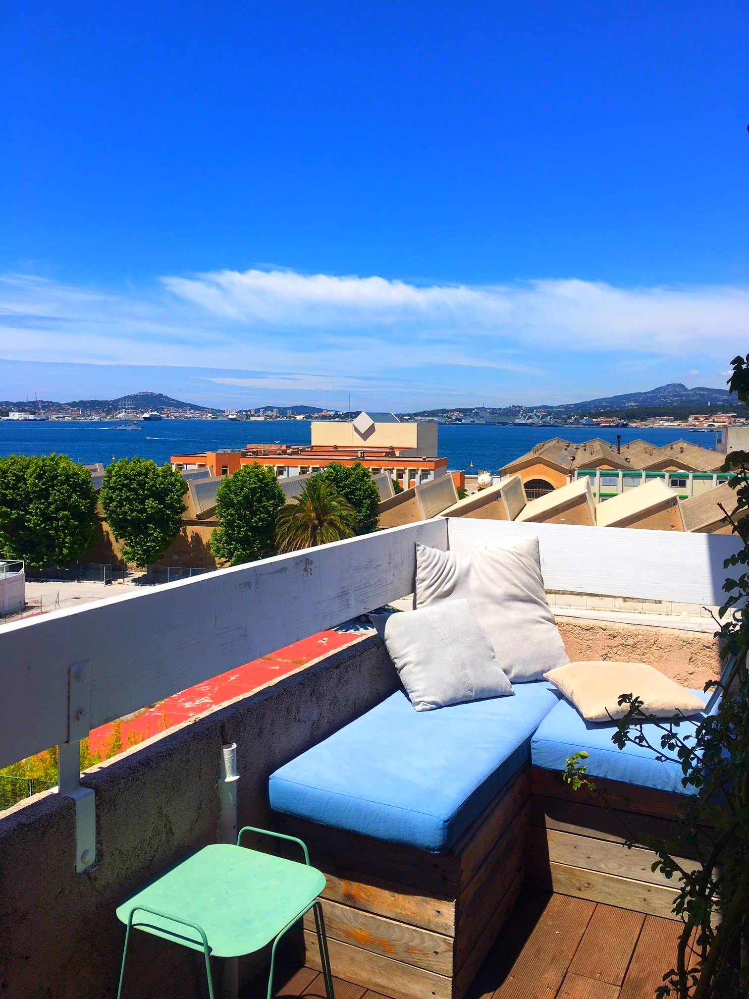 APPARTEMENT A VENDRE, TOULON MOURILLON, VUE MER, 96M², T5, 545000€