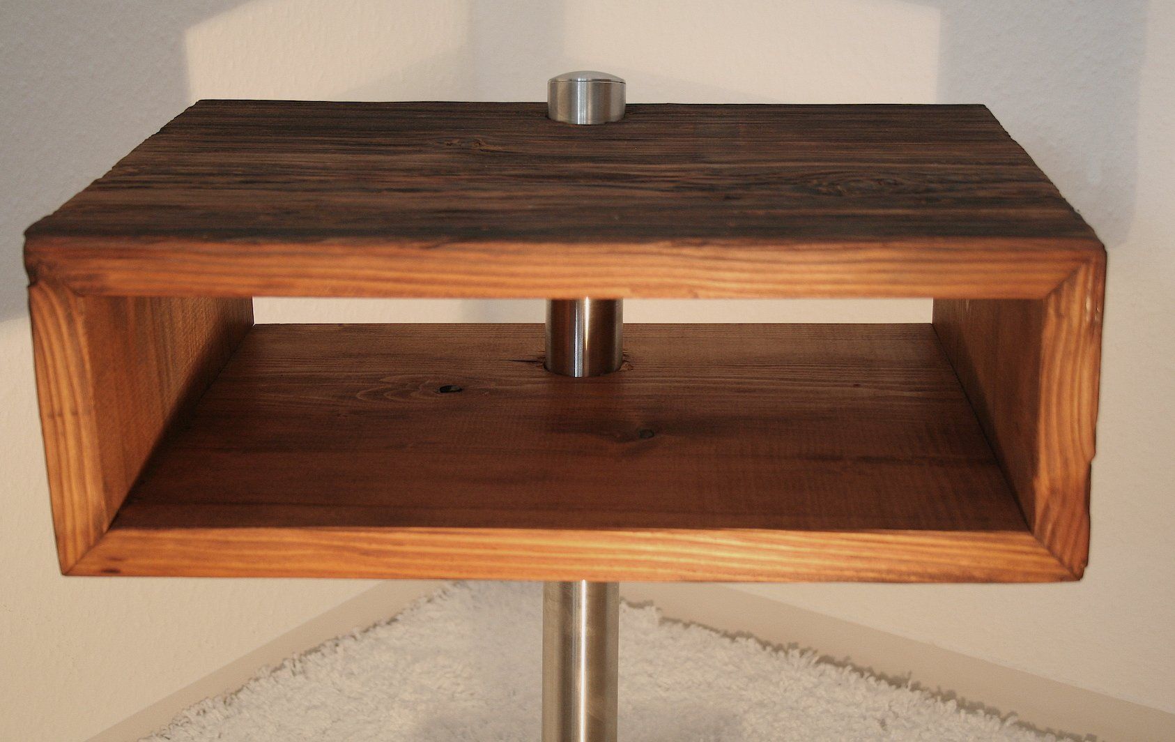 Nachttisch 1 | Massivholzmöbel aus Altholz von woodesign