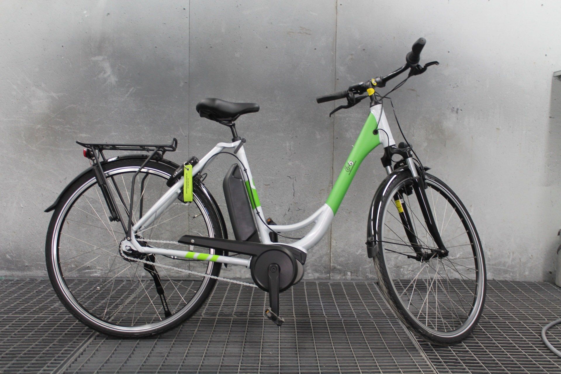 fahrrad 180 kg belastbar damen tiefeinsteiger
