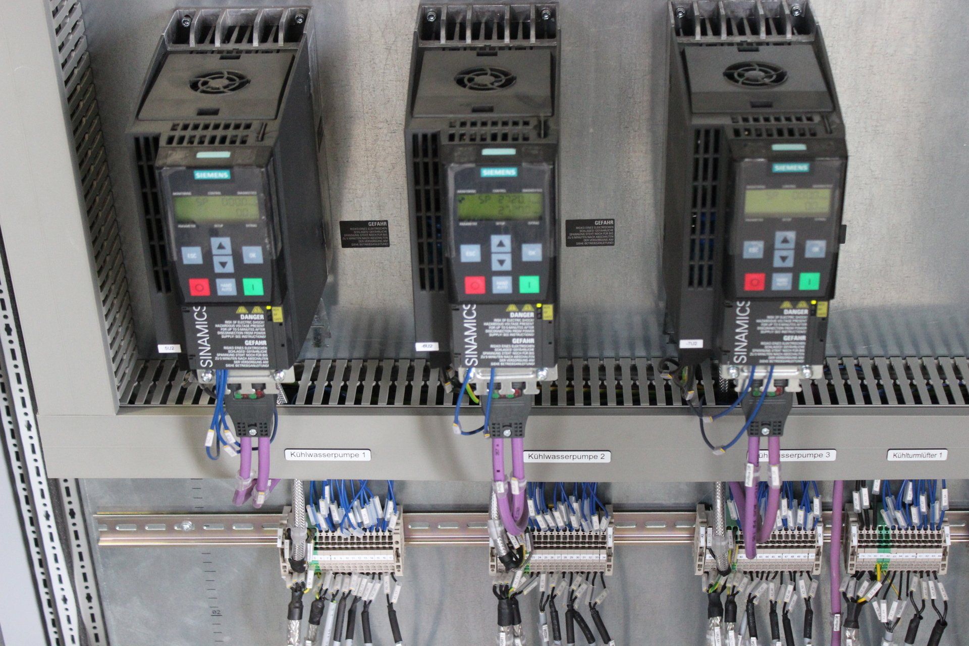 Siemens Verkabelung Steuerungsbau