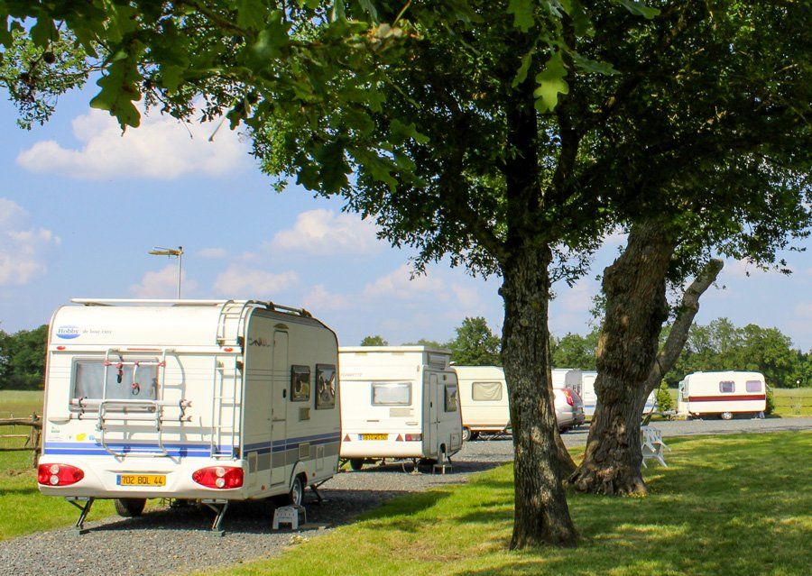 Camping Lozère La Combe Du Méjean Camping à La Ferme
