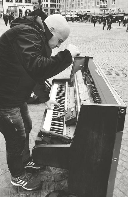 Klavier stimmen/ Uwe Borutzki