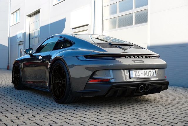Porsche 992 GT3 Touring bei DI-Automobile GmbH Bad Tölz.