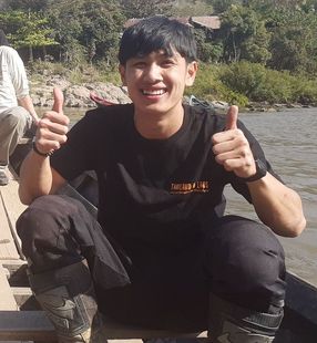 Nack, unser Tourguide mit Daumen nach oben 