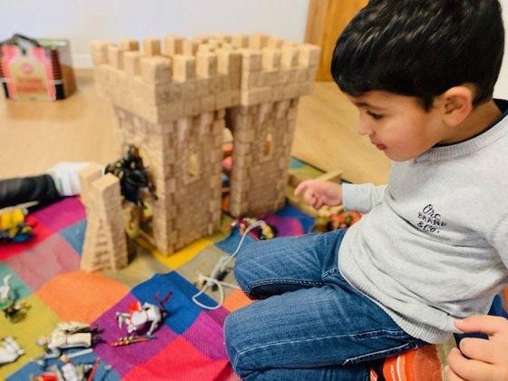 chateau-fort, chevaliers, princes, princesses, activités et jeux pour enfants