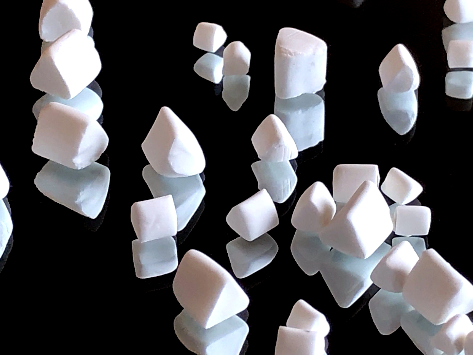 RIFATEC GMBHkeramische Gleitschleifmedien 