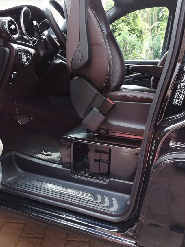 Selbsteinbau Von Drehkonsolen Fur Die Mercedes V Klasse