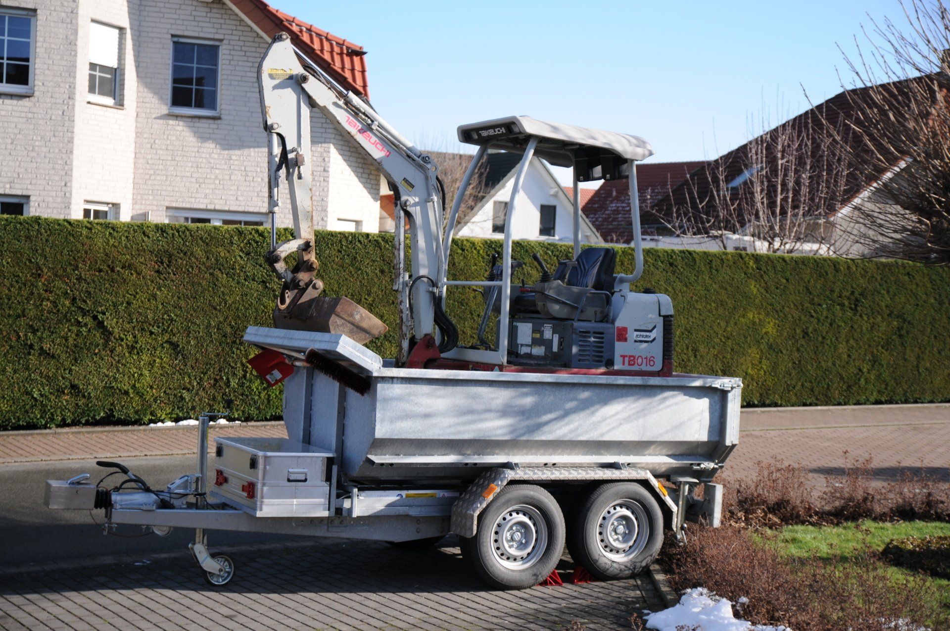 Sültrop Fahrzeugbau PKW Anhänger Kippmulde 3.500kg