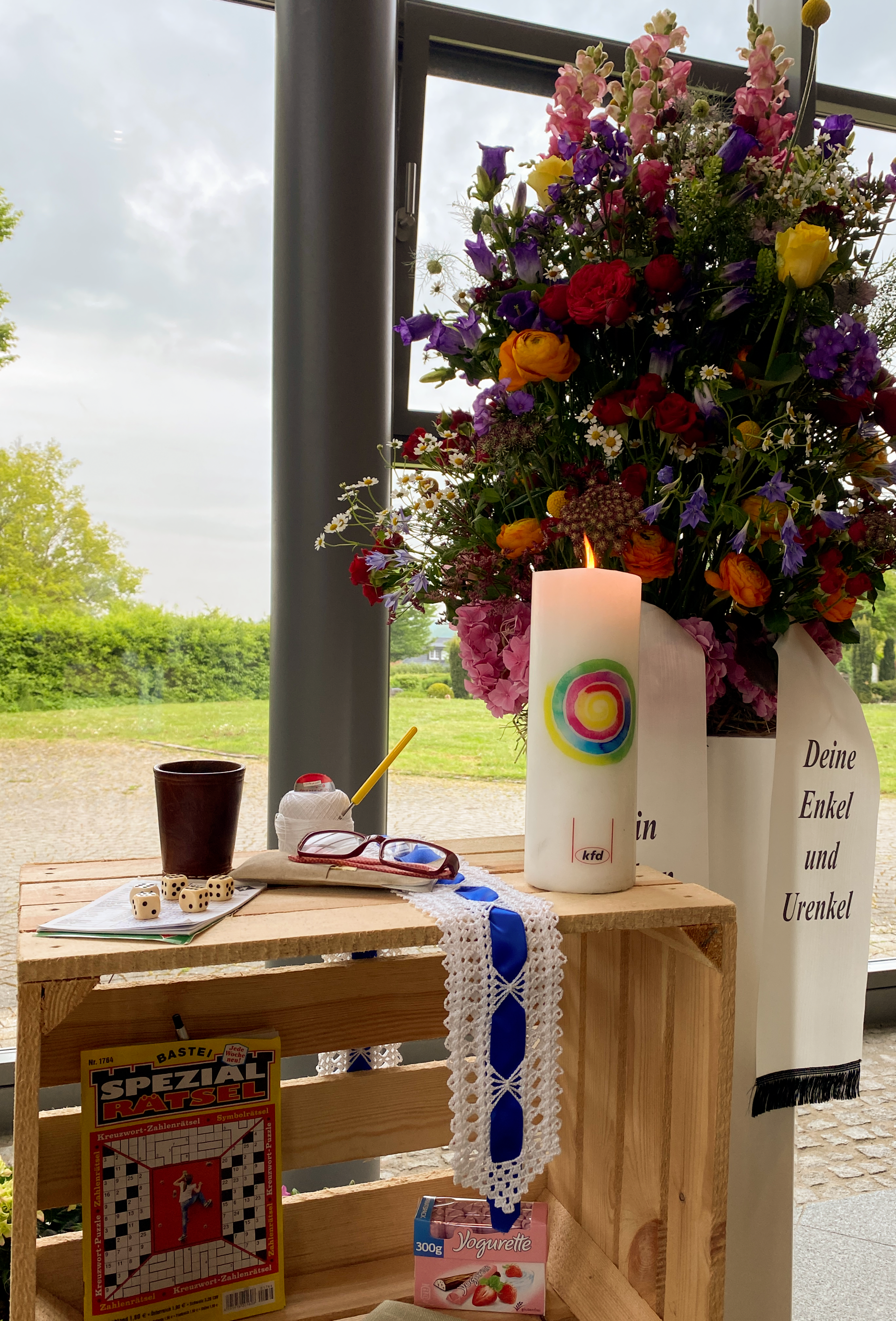 Beerdigung, Trauerfeier, Friedhof, Altenberge, Dekoration, Friedhofskapelle