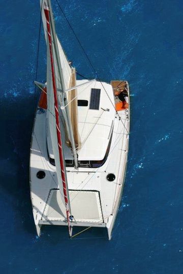 Aventura_33_catamaran_vu_du_ciel