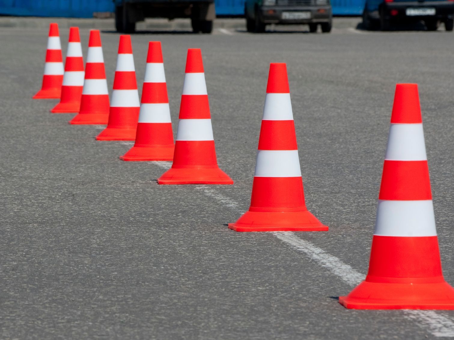 Sicher im Verkehr – Sonis Fahrschulzentrum Duisburg, Schulungen und Maßnahmen für eine sichere Teilnahme am Straßenverkehr.