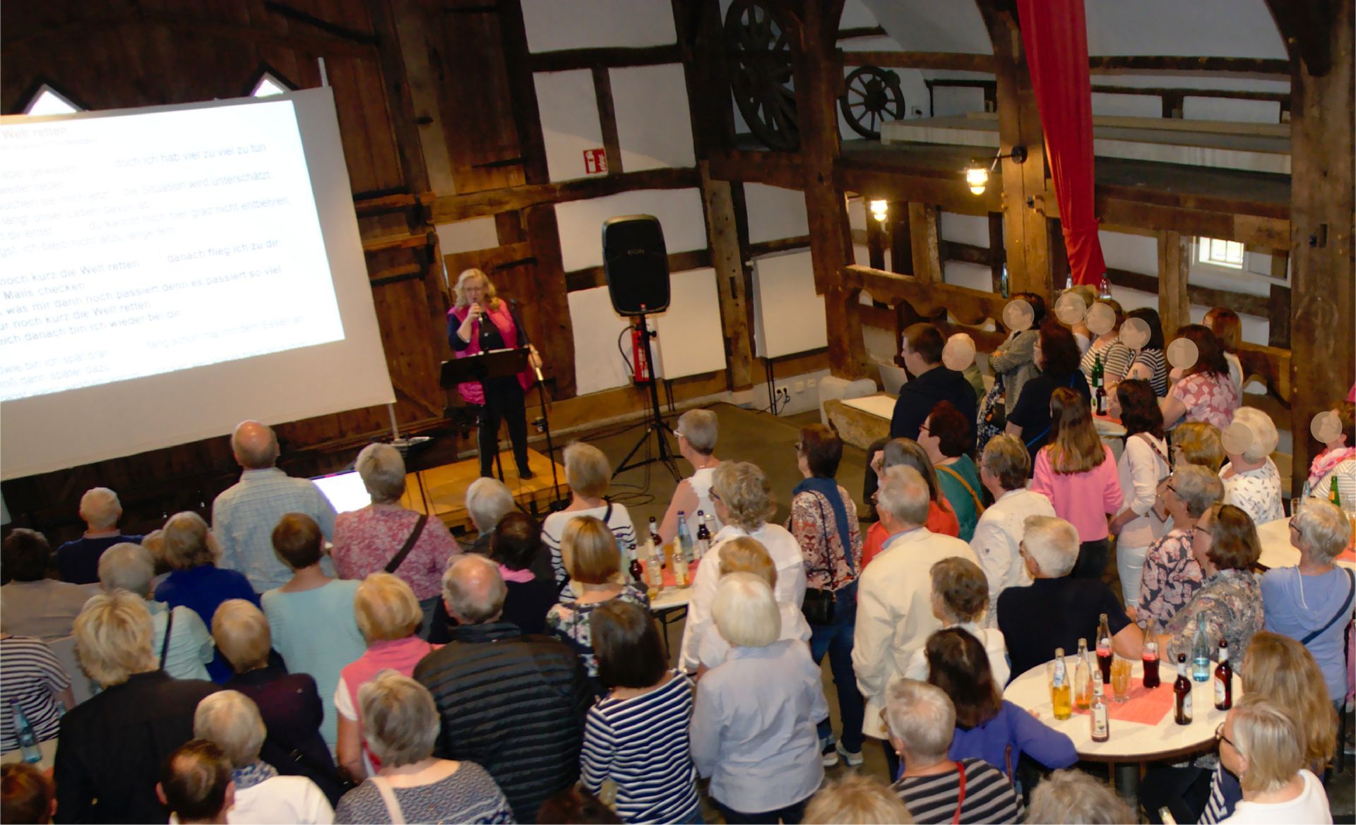 Sing mit! Konzert von Heike Hagenlüke für den Hospiz- und Palliativverein Gütersloh 