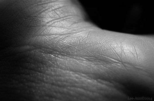 Lee-art.co.uk, Lee Ann Fine Art Photography, Fine Art Photography, The body as a Landscape,  Human Cartography, the human story, the human journey, black and White, Photography, Shape, Touch, Texture