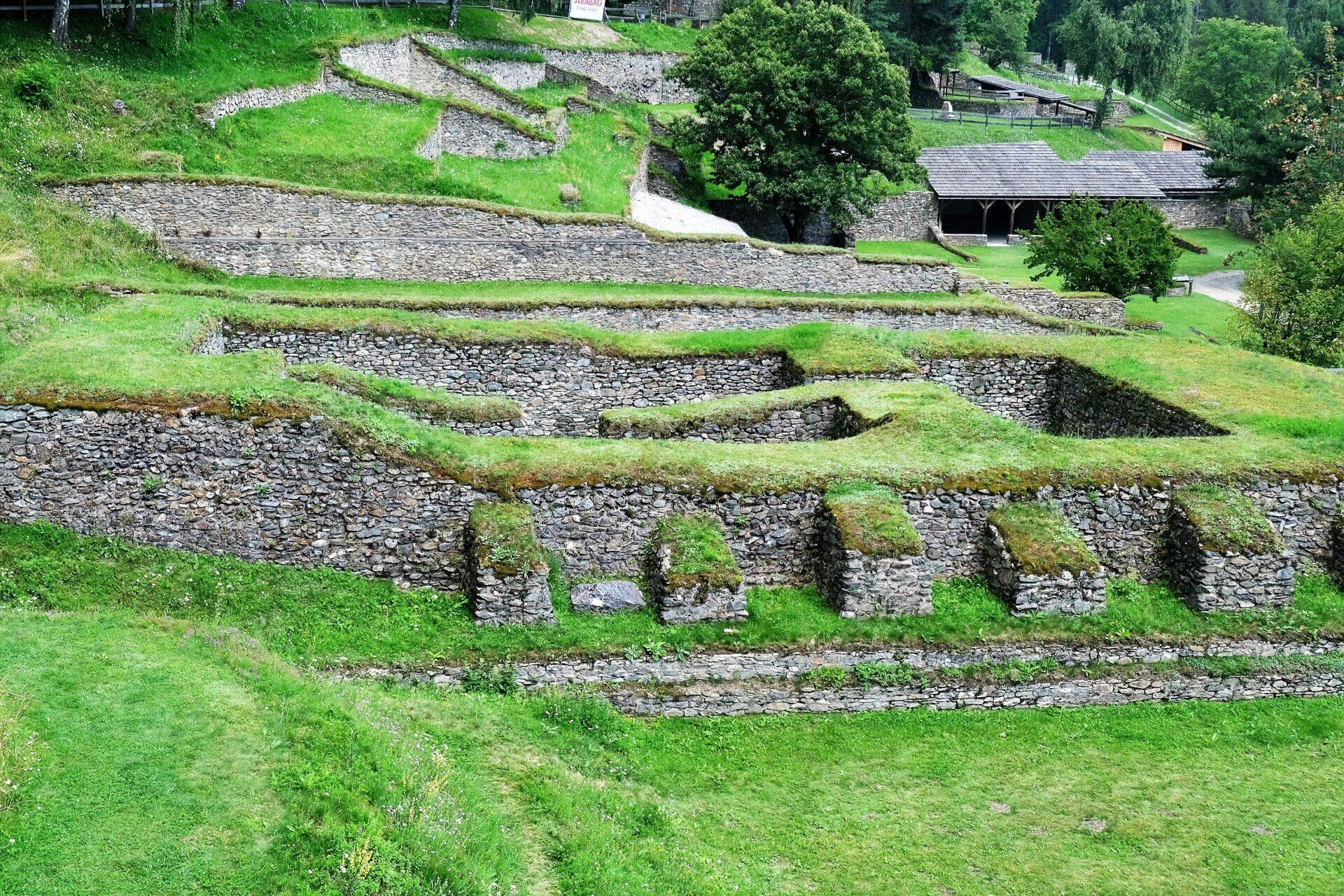 Archäologischer Park Magdalensberg Kavalierstour