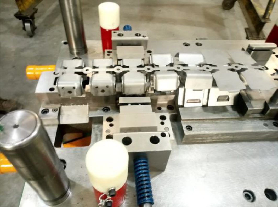 Servicio de Maquila en Troquelado