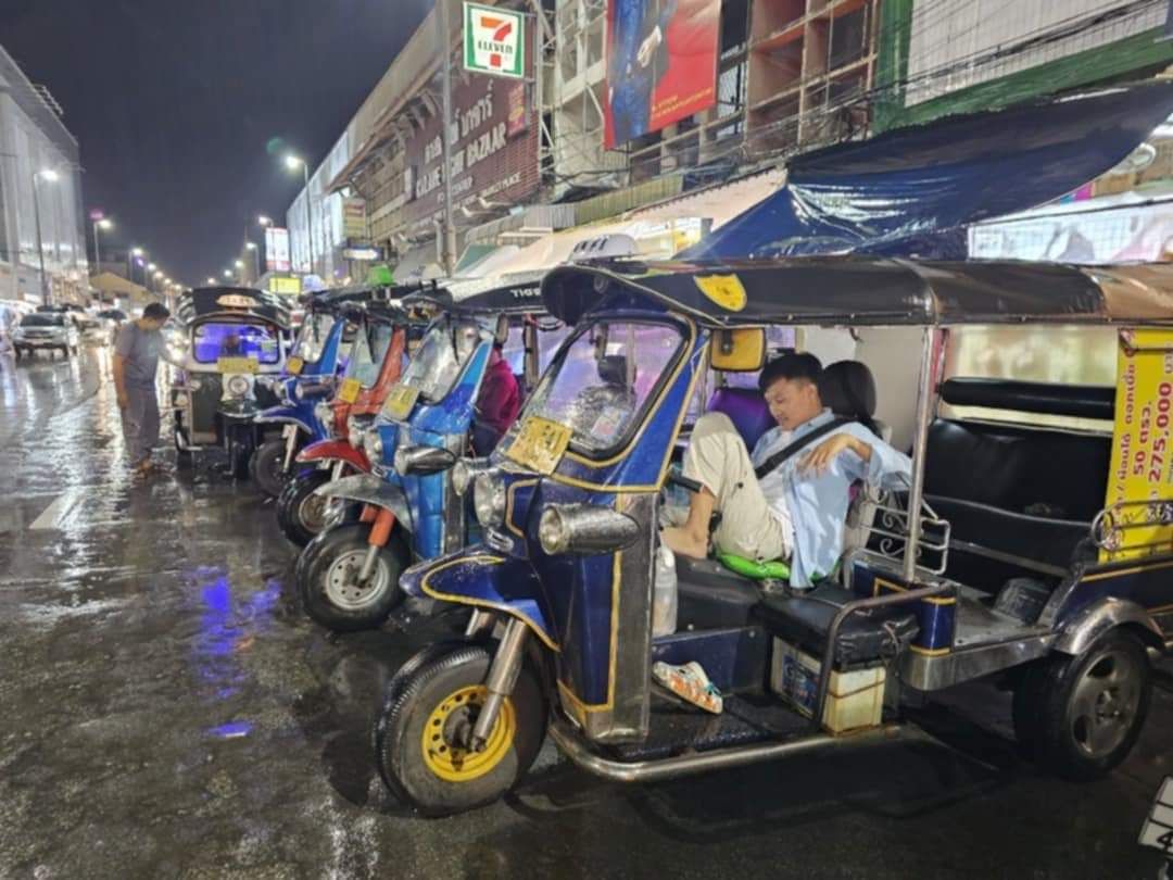 Tuk Tuk Drive in Chiang Mai