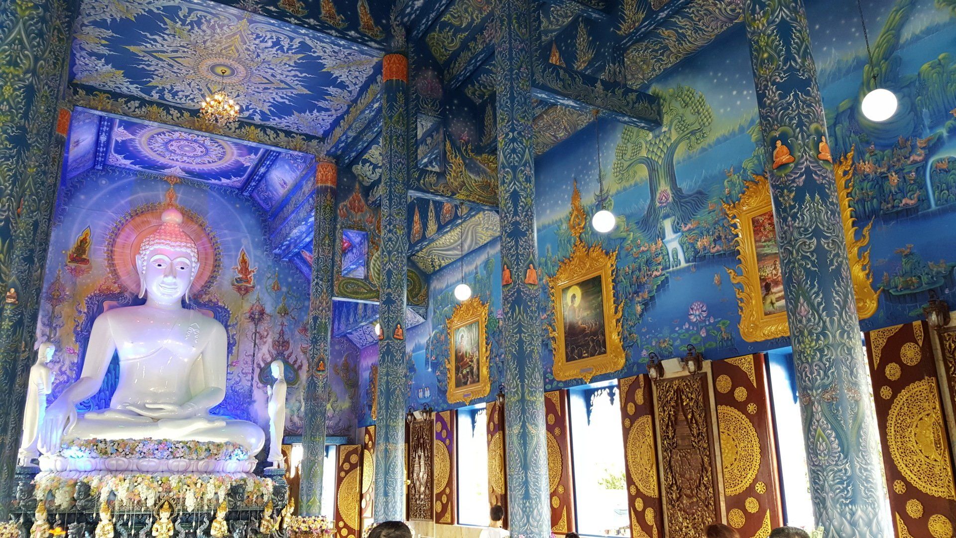 Blue Temple Wat Rong Seur Ten - Chiang Mai Private Tour