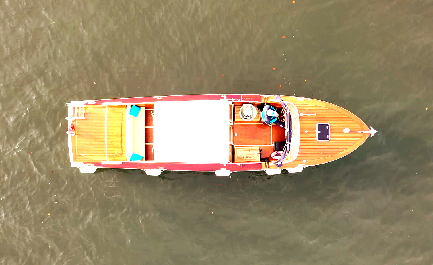 Donna Anna - Top View